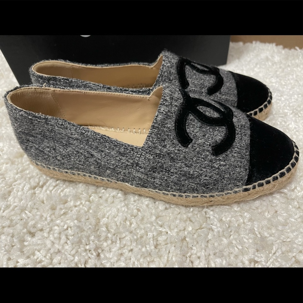 CHANEL 16A Black/Gray Espadrilles Sz. 37 - Picture 4 of 7